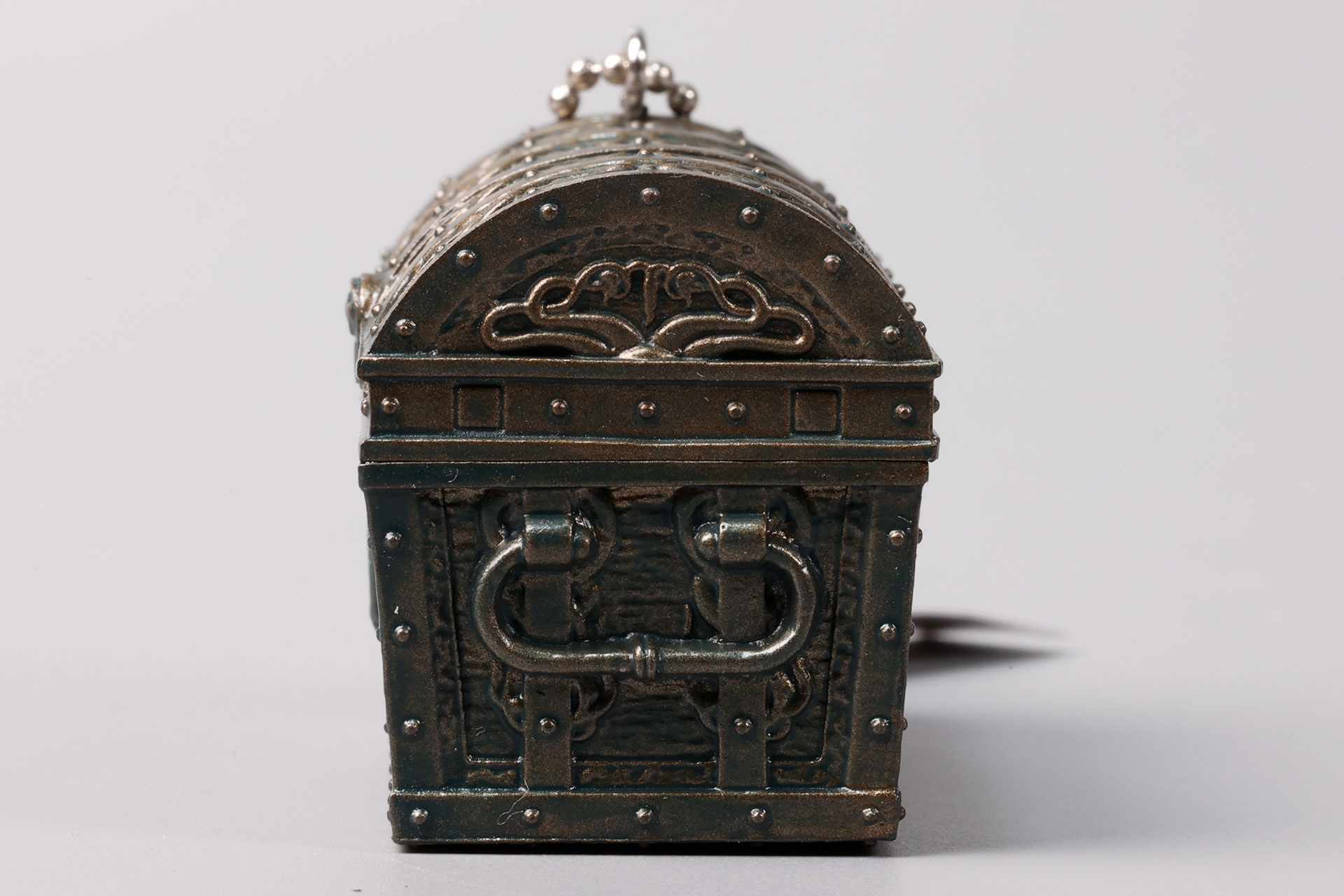 取っ手も付けられているがこちらは動かせない