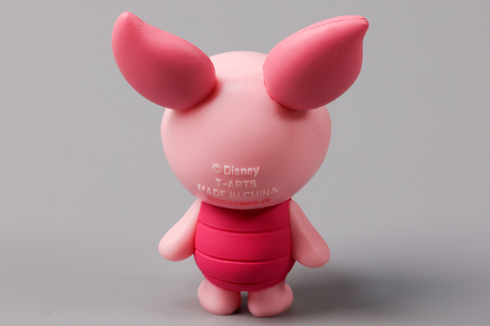 同じピンクだがパーツごとに色が異なっている