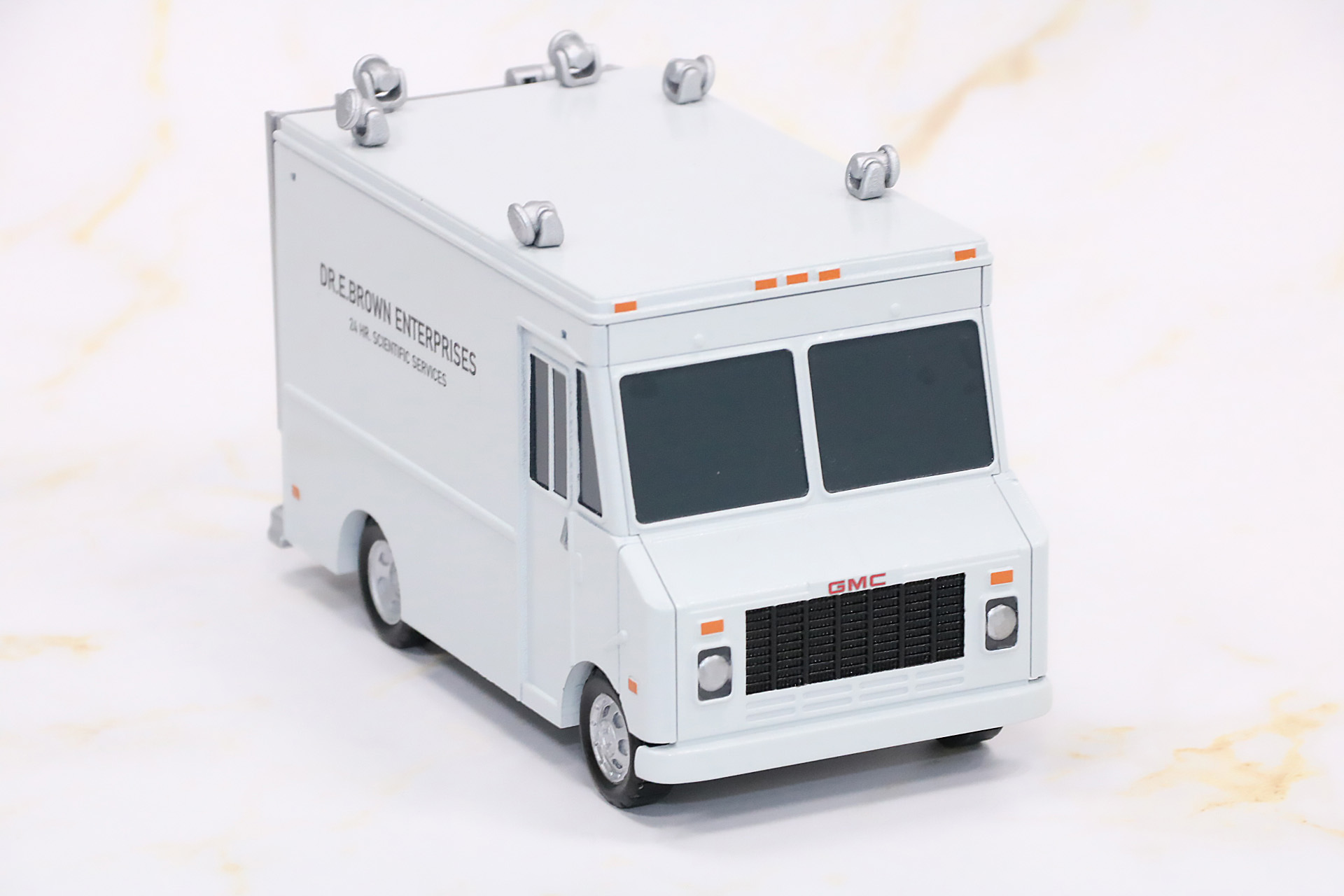 劇中にてタイムマシンを運搬したバリューバン