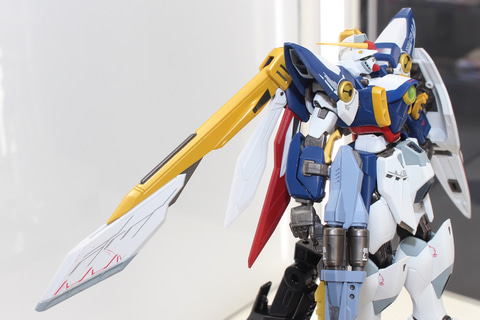 L ROBOT魂　新機動戦記ガンダムW　主人公機2体セット Amazon.co.jp: TAMASHII NATIONS METAL ROBOT魂 新機動戦記