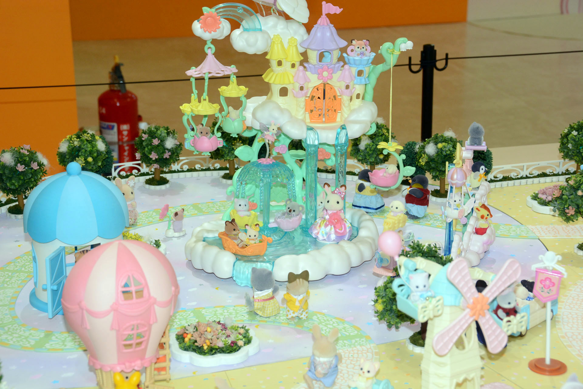 「シルバニアファミリー展40th」でのジオラマ展示。東京おもちゃショーの「シルバニアファミリー」コーナーでジオラマは毎年大きな目玉になる