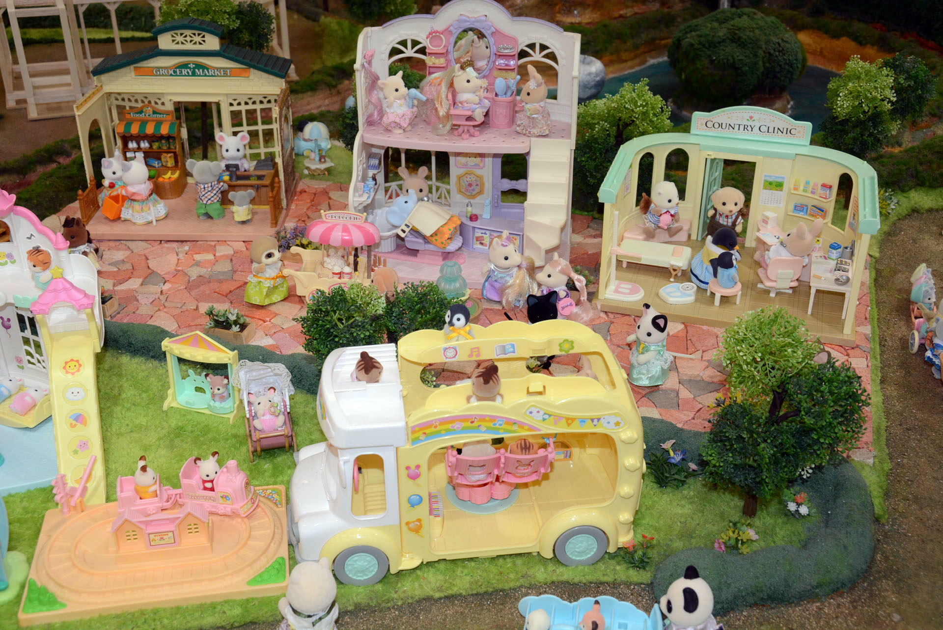 「シルバニアファミリー展40th」でのジオラマ展示。東京おもちゃショーの「シルバニアファミリー」コーナーでジオラマは毎年大きな目玉になる