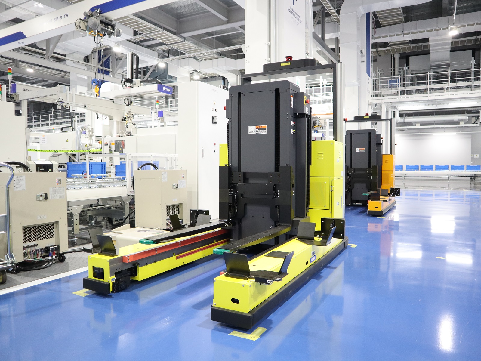 AGV（無人搬送車）