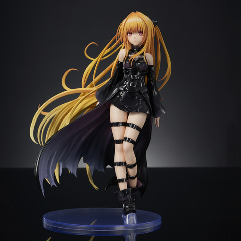 ToLOVEる ダークネス 金色の闇 フィギュア 【新品 未開封】 Amazon | 絵夢トイズ To LOVEる -とらぶるー ダークネス 金色の