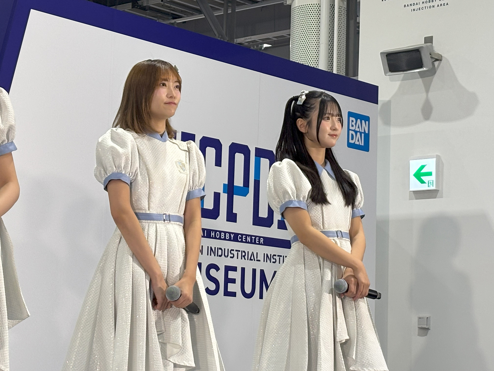 プラモデル公式アンバサダーの「LINKL PLANET」はPDIIのテーマソング「プラモデザイナー」を歌う