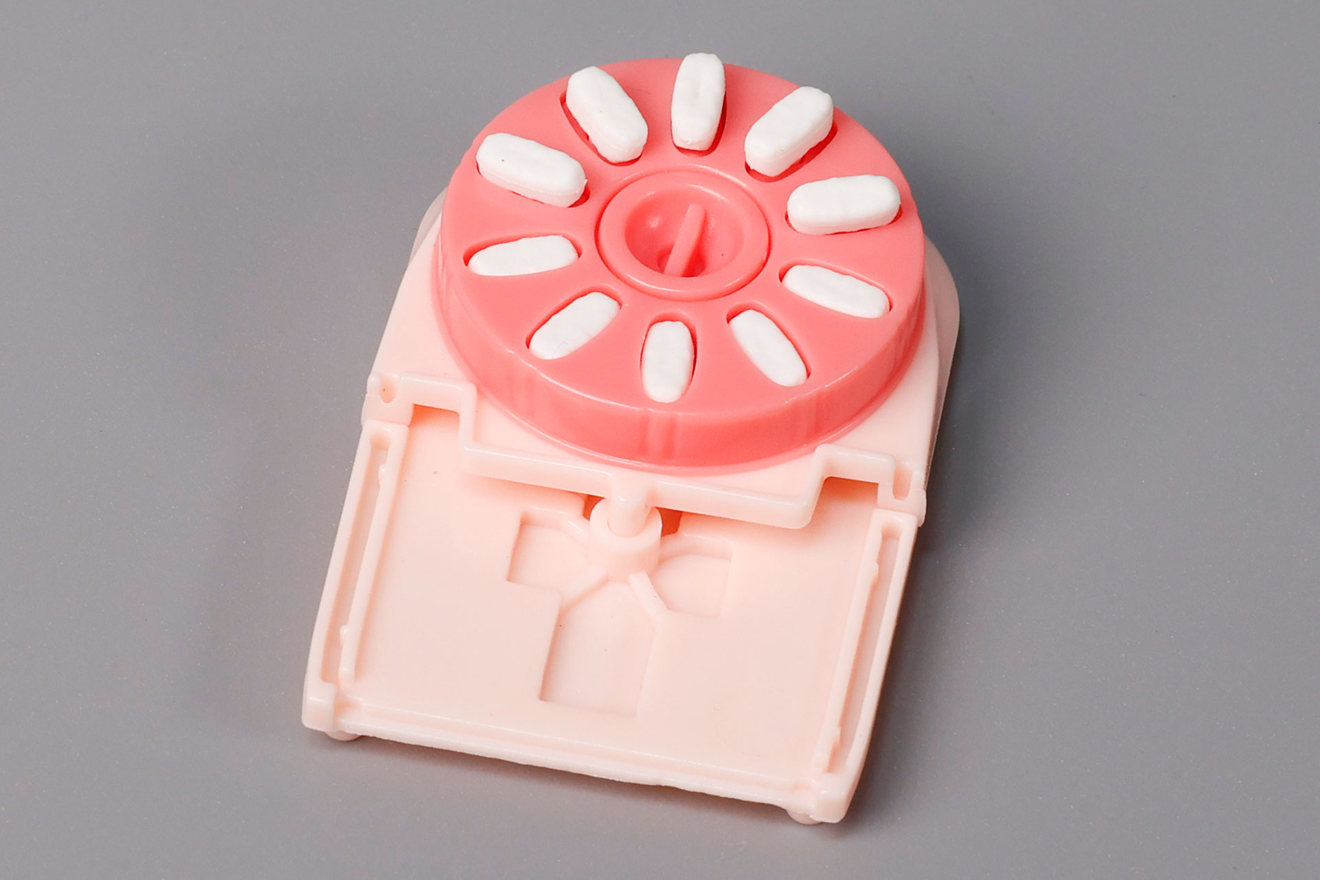 ターンテーブルにシャリパーツを取り付けたところ