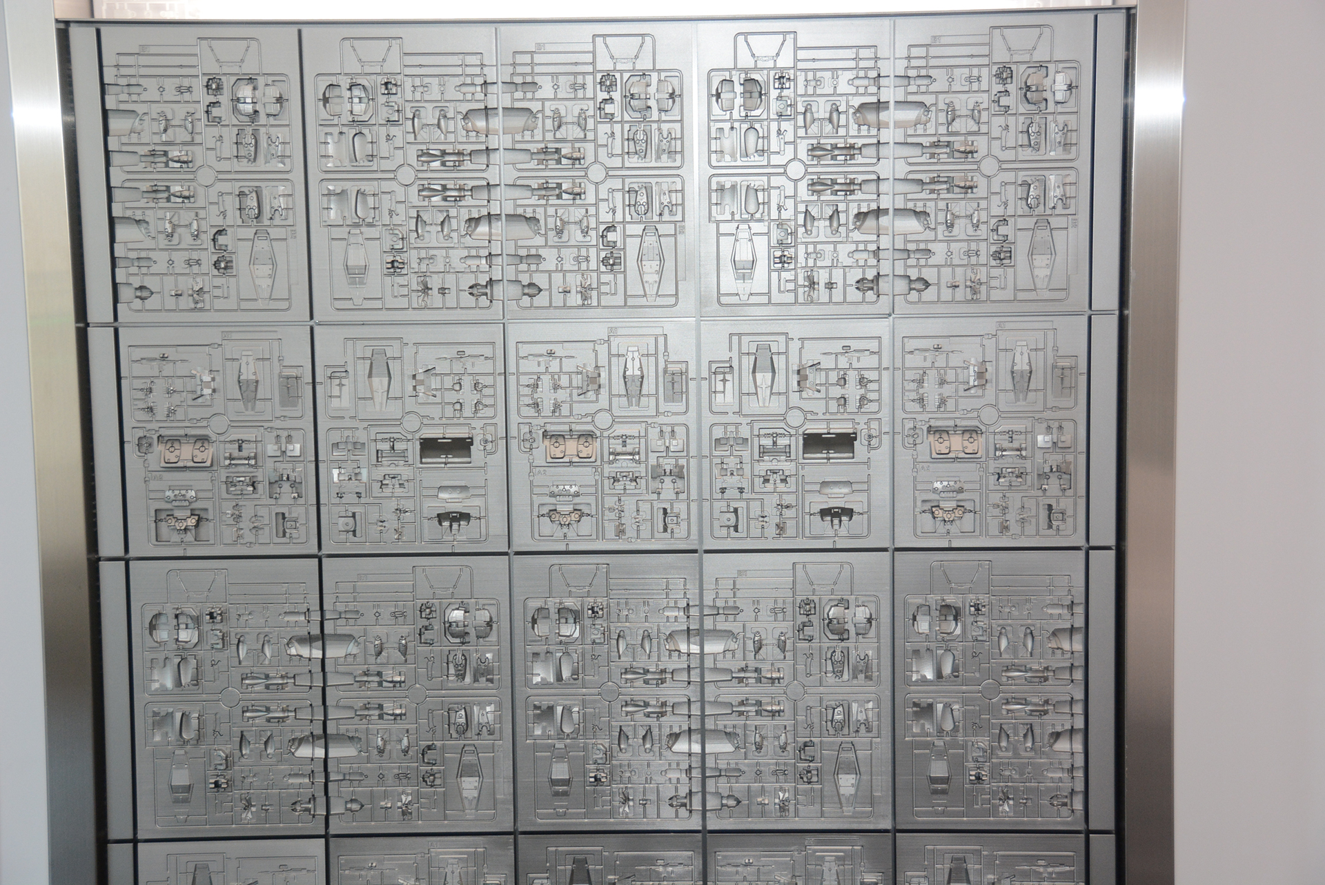 金型も展示されている