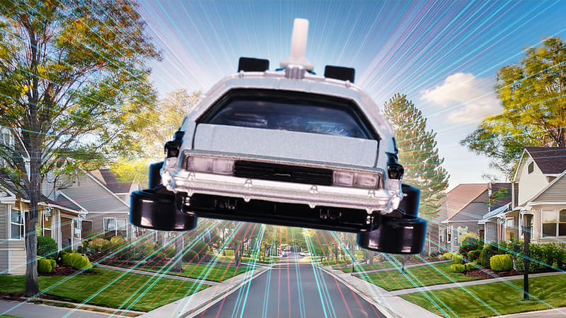 マーティはドクとジェニファーと一緒に30年後の未来へ！