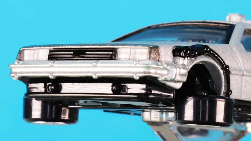 劇用車の細かい部分まで精密に再現されています