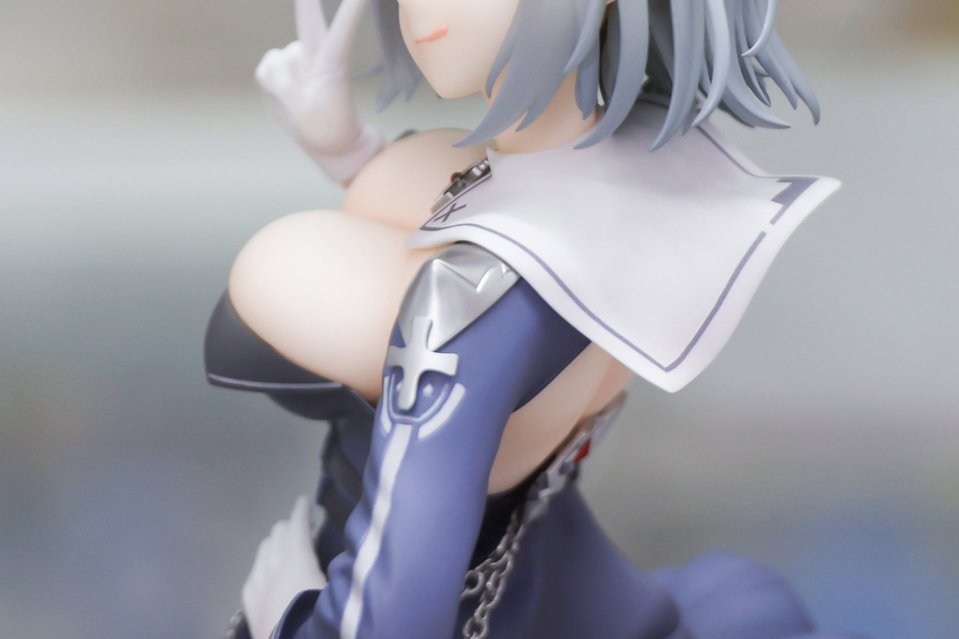 制服のデザインもクールだ