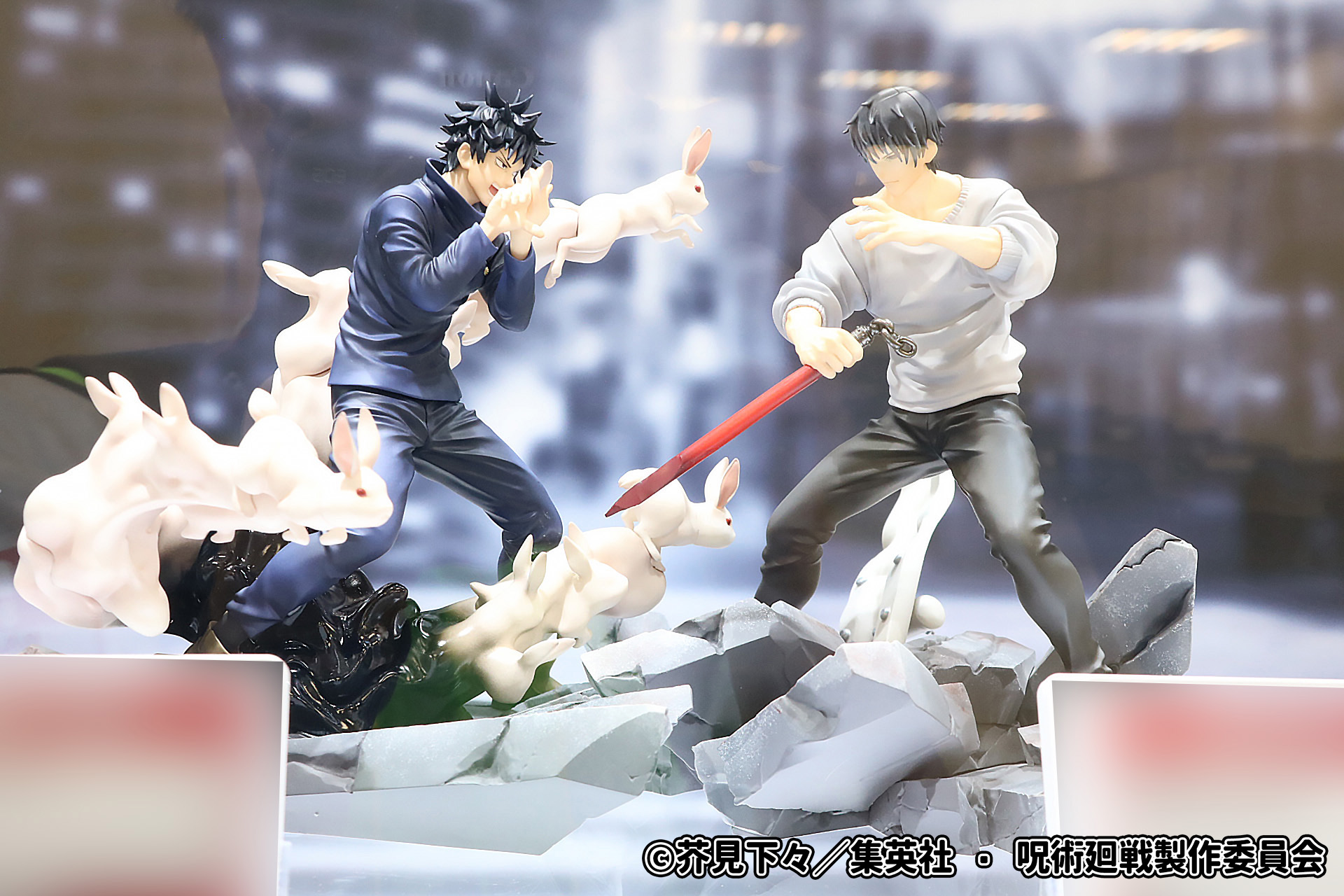 「呪術廻戦 FIGURIZM α “伏黒甚爾”邂逅」と合わせたディスプレイ