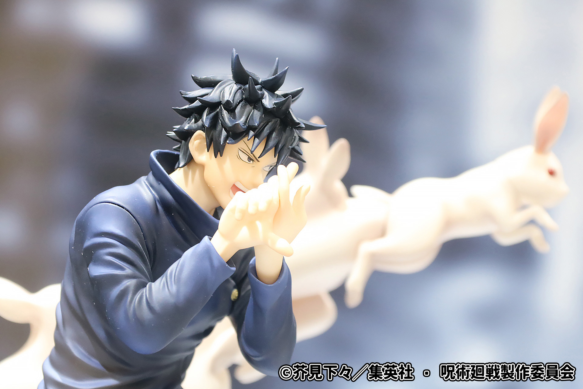 「呪術廻戦 FIGURIZM α “伏黒甚爾”邂逅」と合わせたディスプレイ