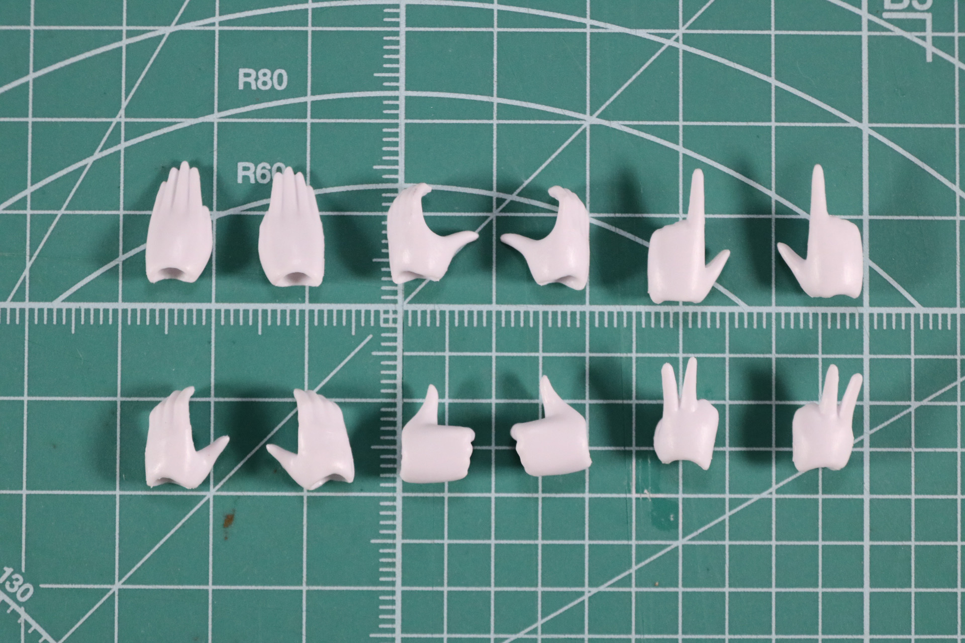 ボーナスパーツのハンドパーツ（ホワイト）