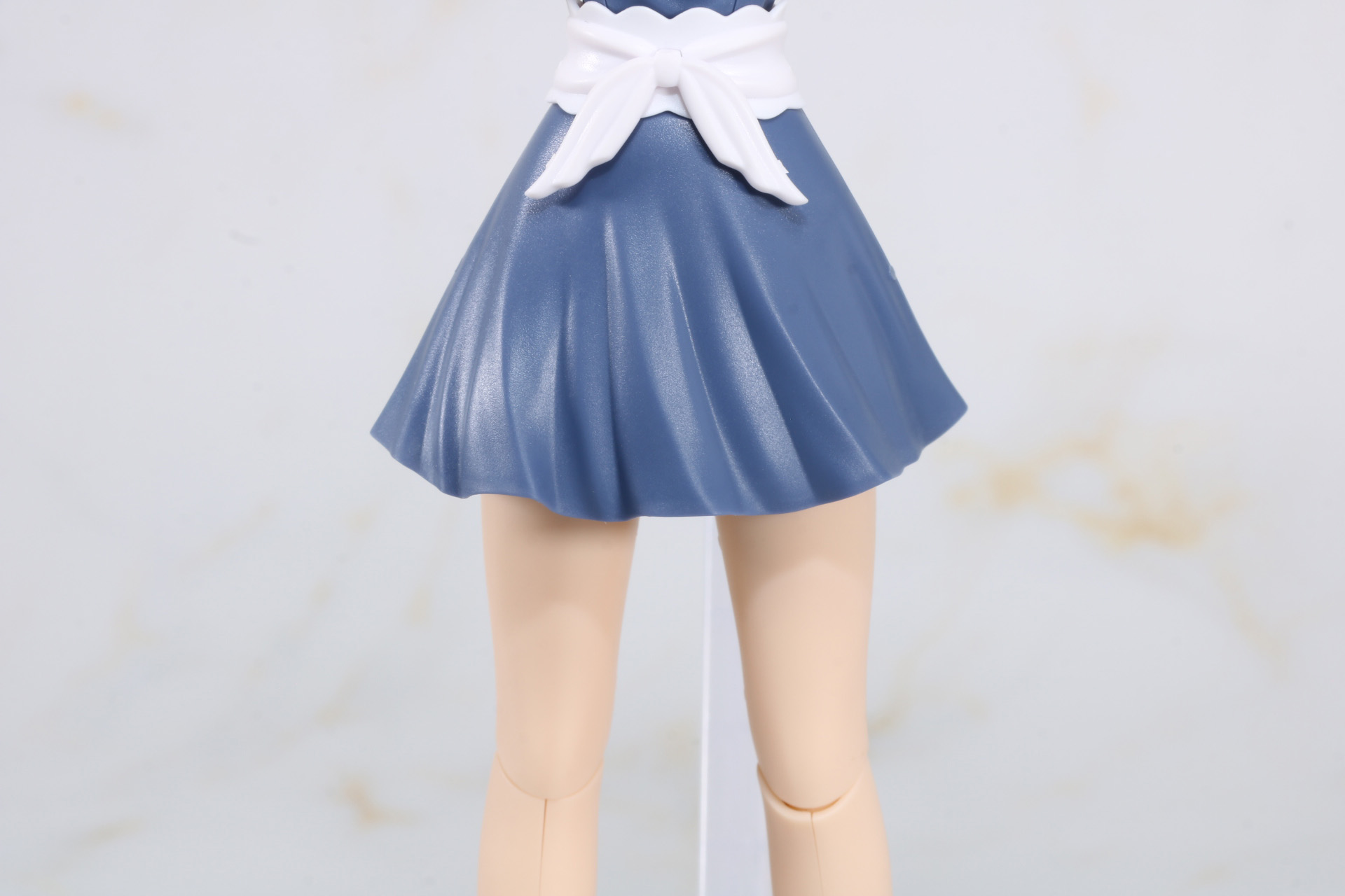 ショートスカート（なびき）