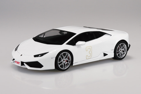 京商 1/18 ランボルギーニ ウラカン クーペ LP610-4  展示ケース付 Amazon | 京商 1/18 ランボルギーニ ウラカン LP610-4 グレー KY