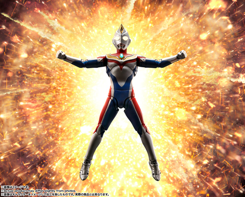 ウルトラマンデッカー、真骨頂ウルトラマンダイナ 可動フィギュア Amazon.co.jp: TAMASHII NATIONS S.H.フィギュアーツ(真骨彫製法
