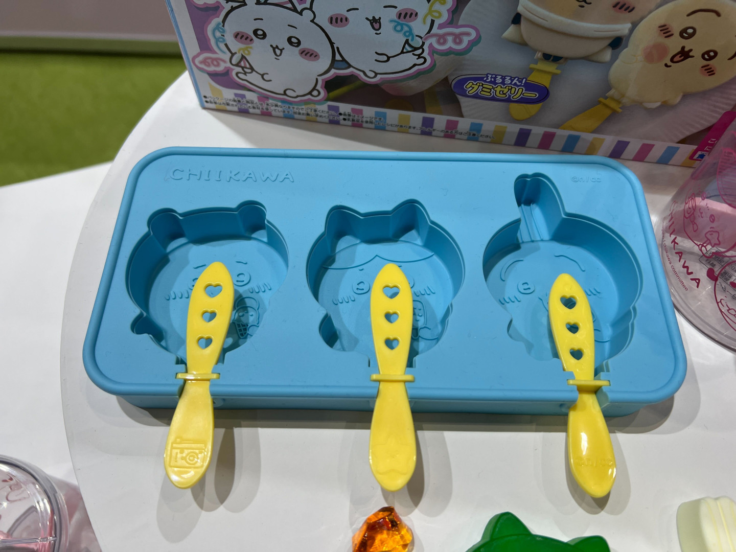 10月中旬発売予定、価格：4,950円