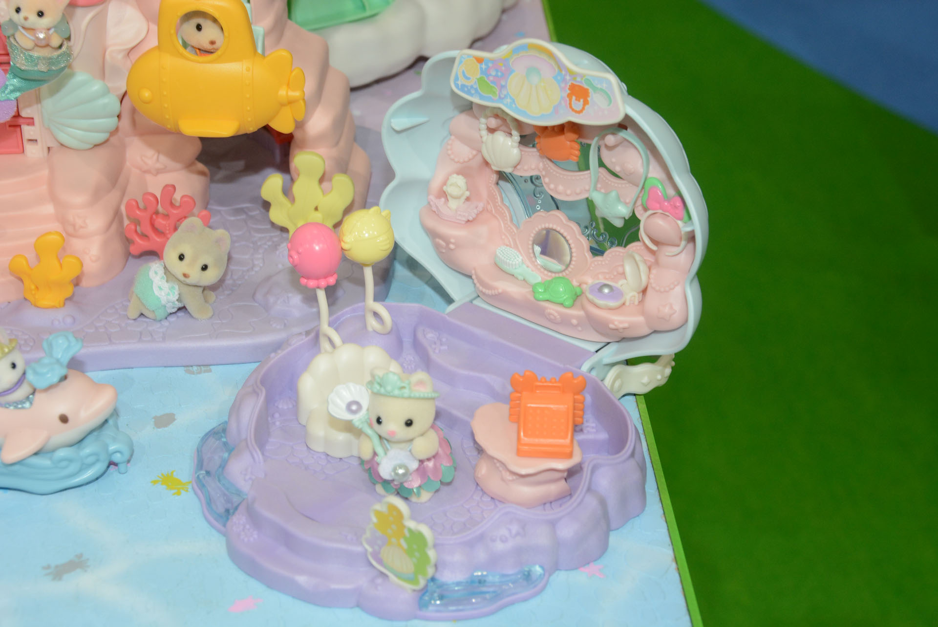 こちらは「ゆめみるプリンセスのマーメイドショップ」。様々な商品が組み合わさっている