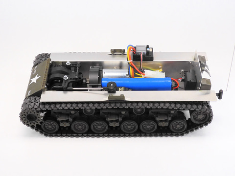 タミヤ 1/35RC戦車　M4シャーマン 1/35RC アメリカ M4A3シャーマン戦車 (専用プロポ付き): RC
