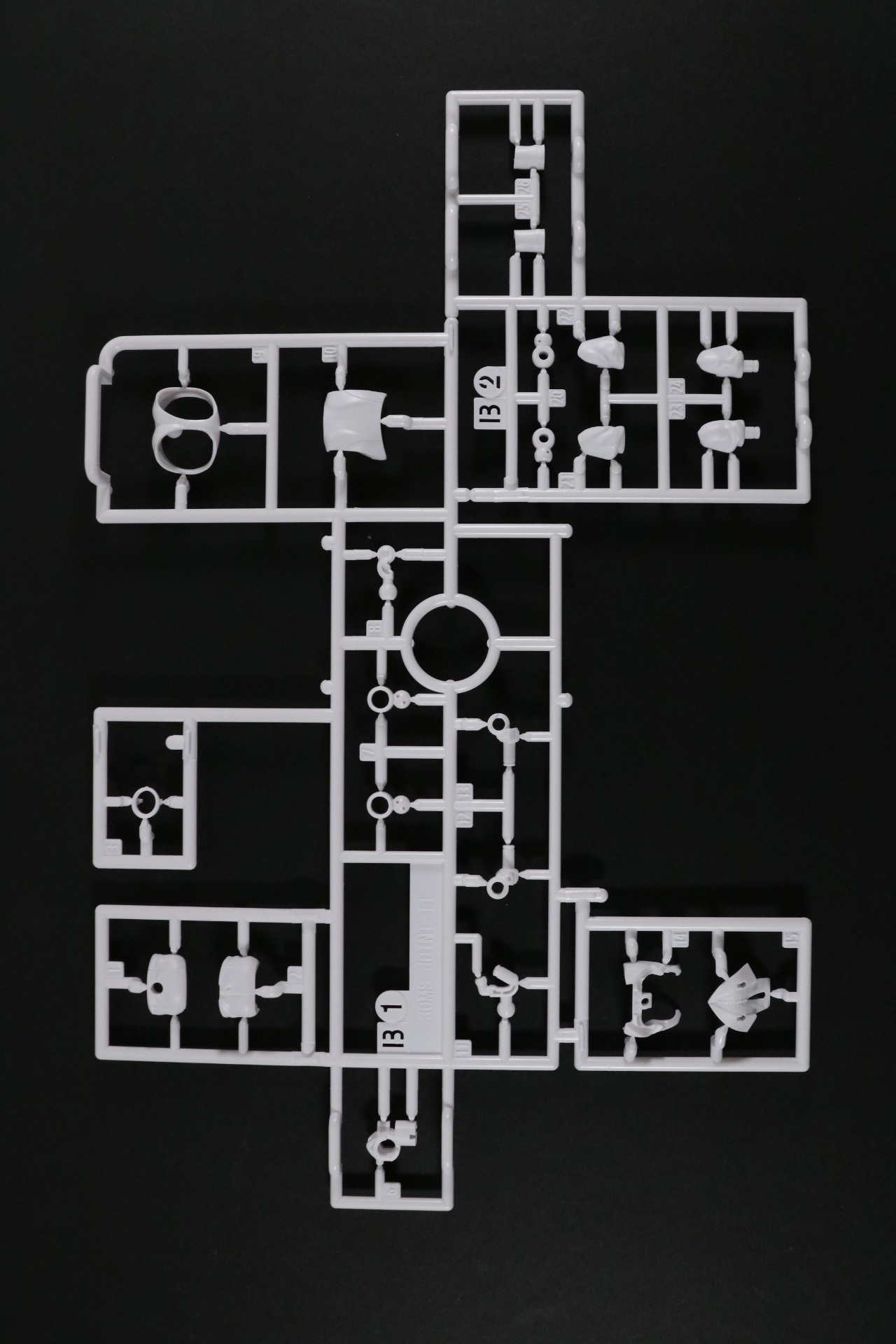 Aパーツ、Bパーツ