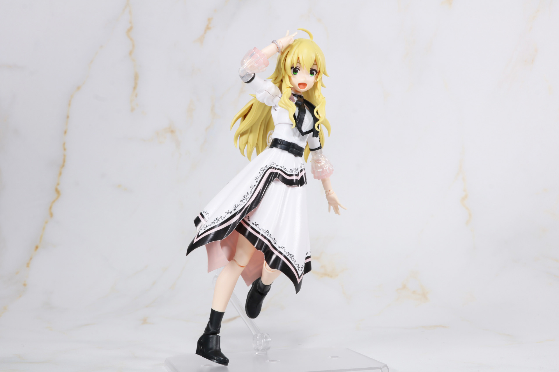 CDジャケット風のポーズも再現できる