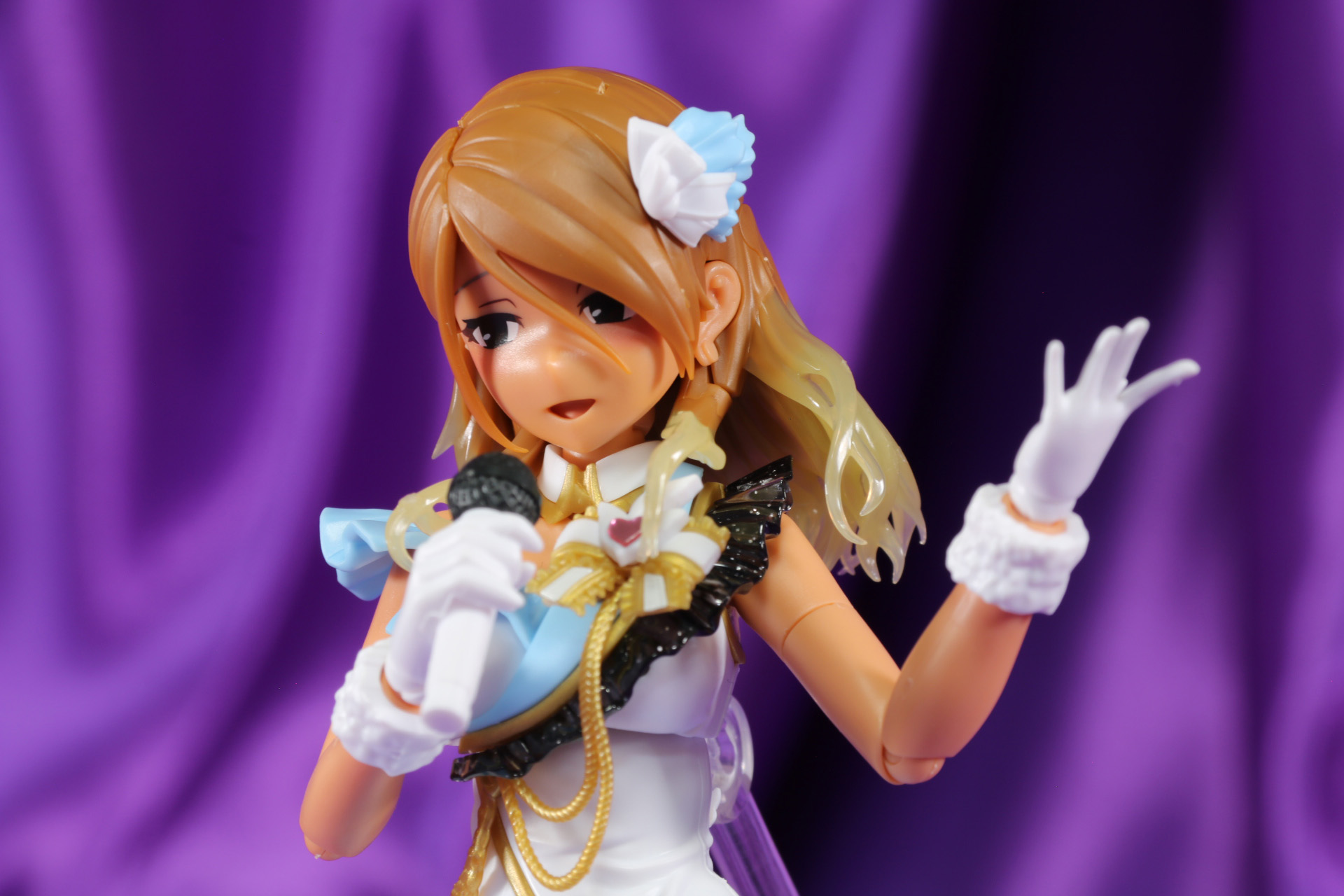 明るくはじけるような動きも表現できる