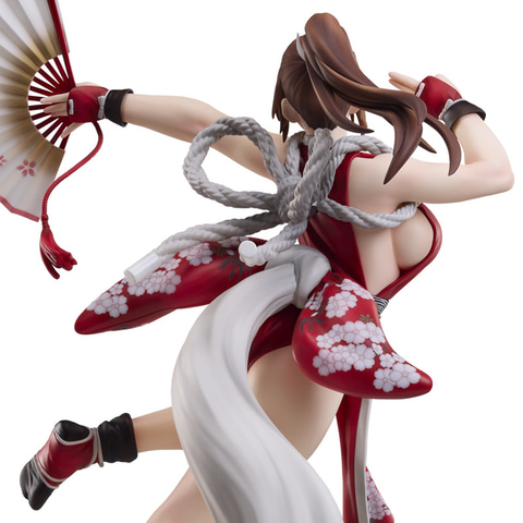 不知火舞　1/4 フィギュア くノ一衣装から見え隠れする大迫力ボディ！巨大な「不知火舞」1