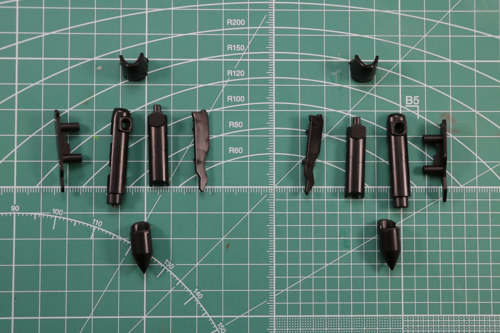 脚部スタスターの組み立て