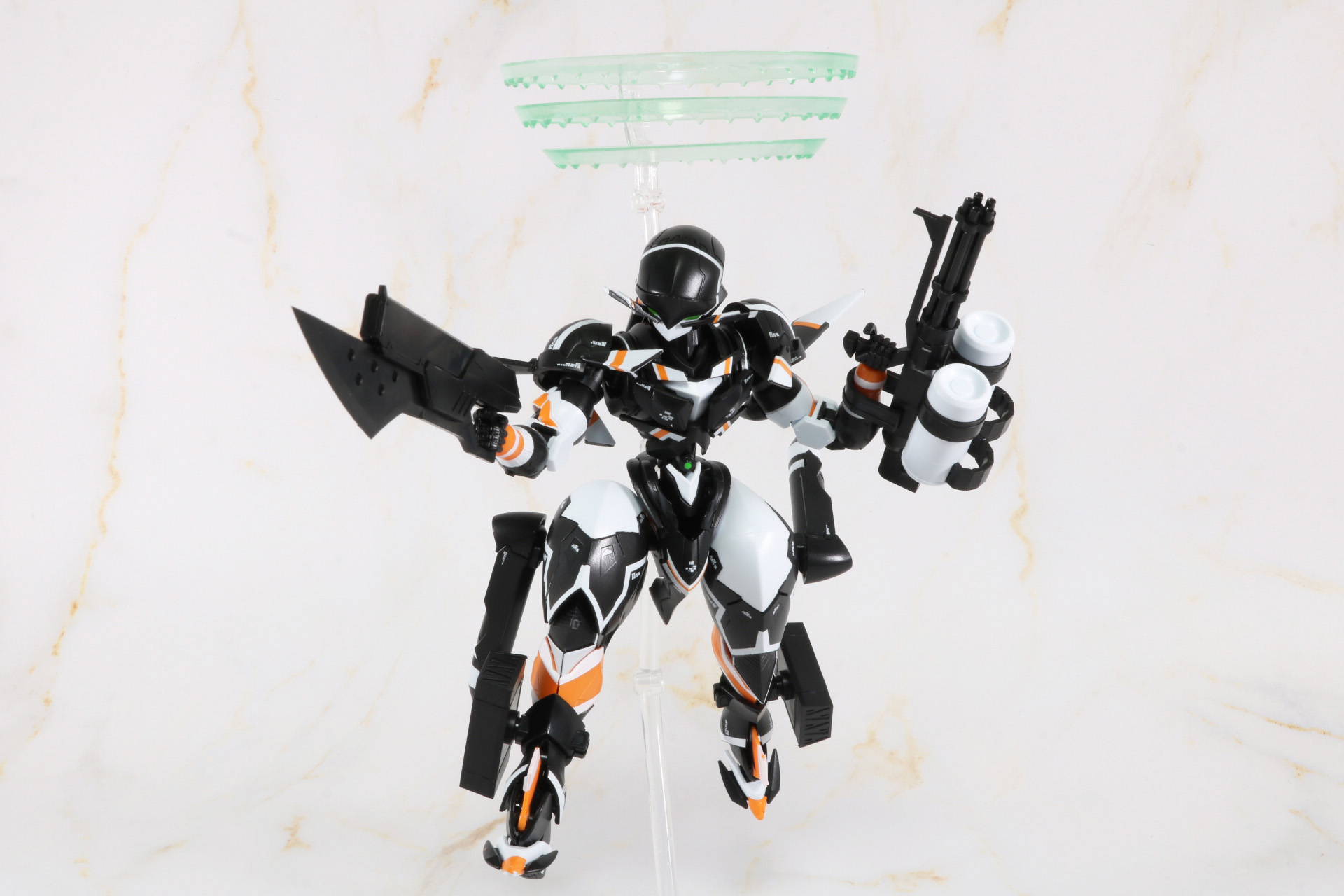 「貴官の最後通告に返信する。くたばれ、ブリキ野郎」