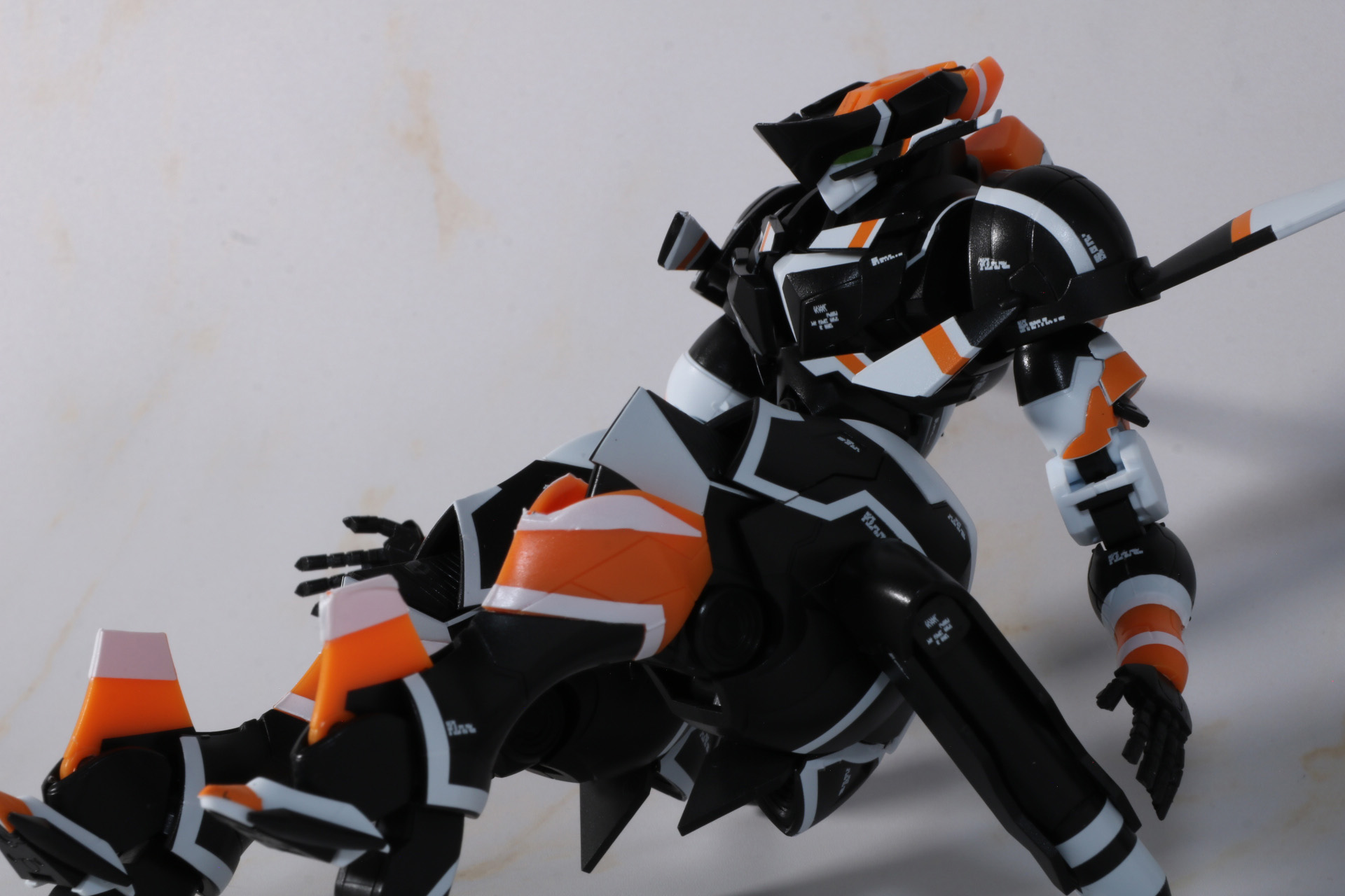 物語ラストで海の底で眠るチェインバーをイメージ