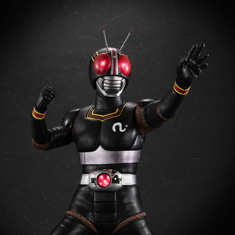 全高400mmの可動フィギュア「Ultimate Article 仮面ライダー