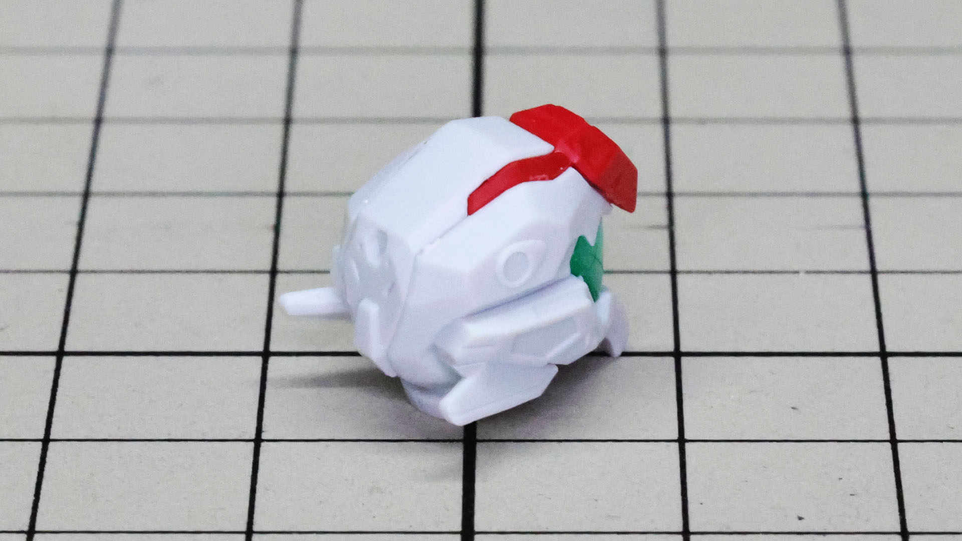 スミ入れしてやるとビシっと締まると思います！