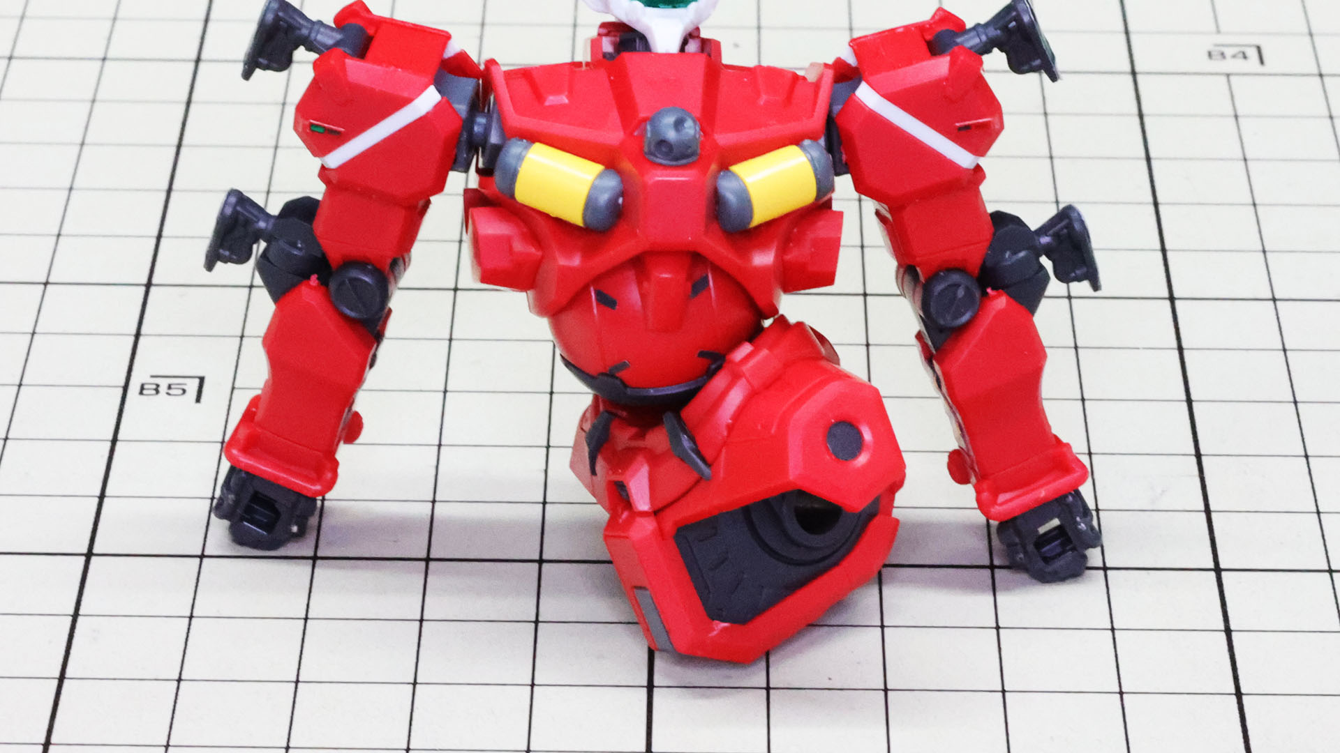 これはなかなか驚異的な可動性能ではないでしょうか