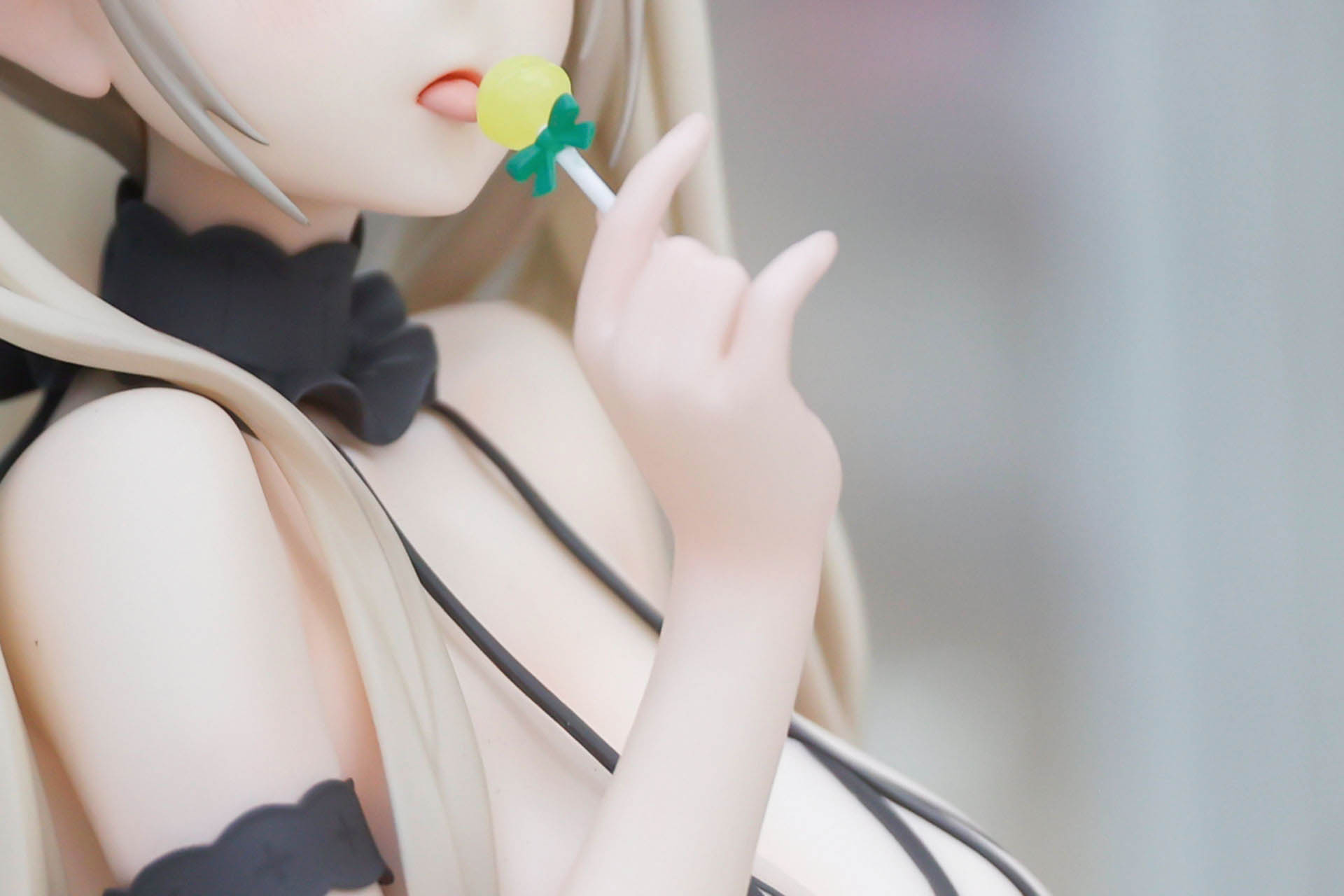 ロリポップ部分も凝ったデザインになっている