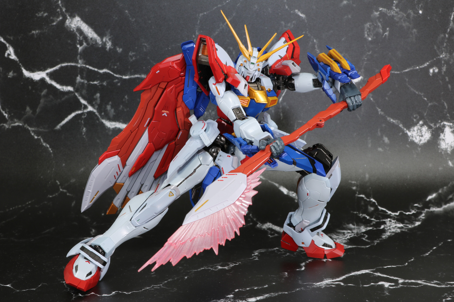 偃月刀を手にしたアクション