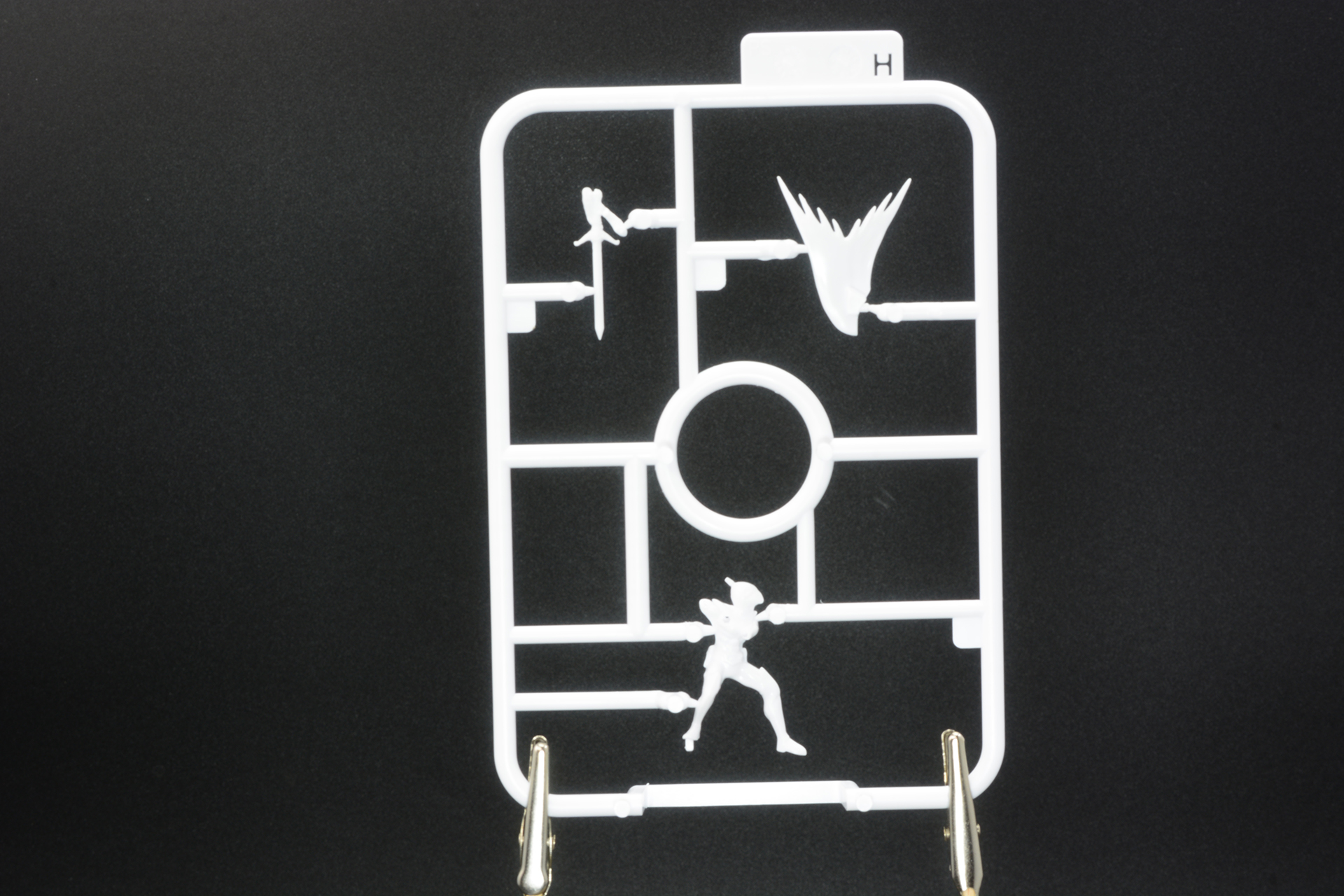 大鷲の健フィギュアも同梱