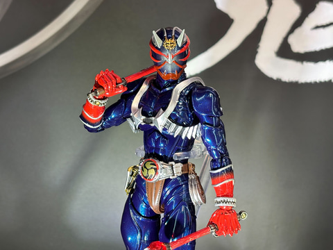S.H.Figuarts真骨彫製法　仮面ライダー響鬼 S.H.Figuarts（真骨彫製法） 仮面ライダー響鬼 真骨彫製法 10th