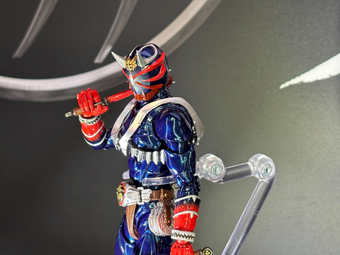 S.H.Figuarts（真骨彫製法）仮面ライダー響鬼 20th Anniversary