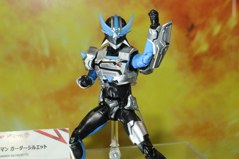 真骨彫　ウイングマン S.H.Figuarts（真骨彫製法） ウイングマン ガーダーシルエット