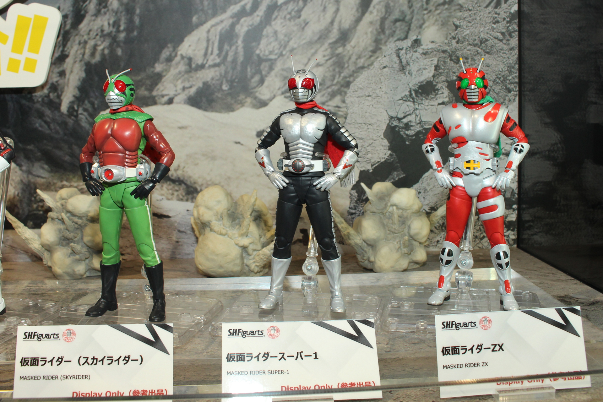 左からスカイライダー、スーパー1、ゼクロス。昭和2期の仮面ライダーだ