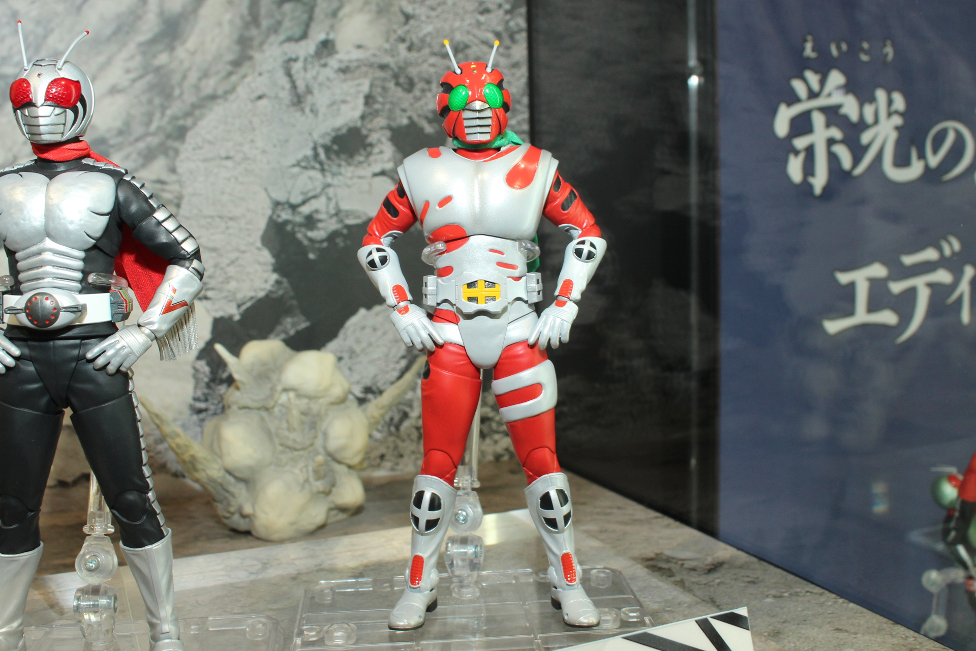 「S.H.Figuarts（真骨彫製法） 仮面ライダーZX」。参考出品。発売日、価格は未定