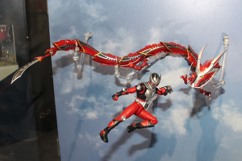 特別企画】「S.H.Figuarts ドラグレッダー」が企画中！ 真骨彫
