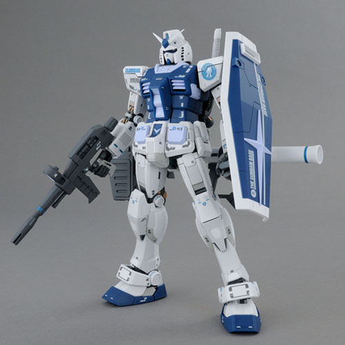 「MG 1/100 ガンダムベース限定 RX-78-2 ガンダムVer.3.0 ［ガンダムベースカラー］」（価格：5,500円）