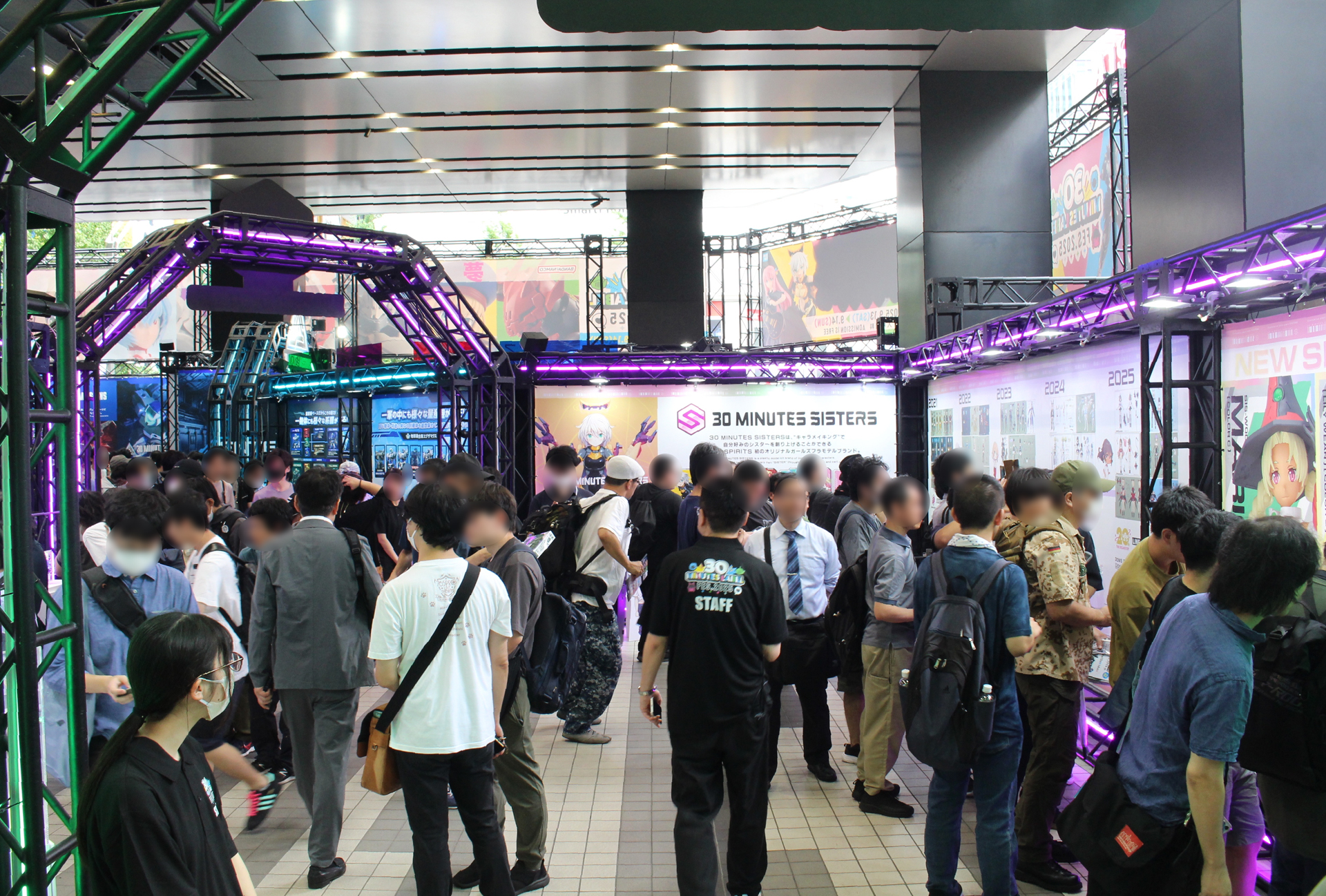 イベント開場直後の様子。朝から多くのファンで賑わいを見せた