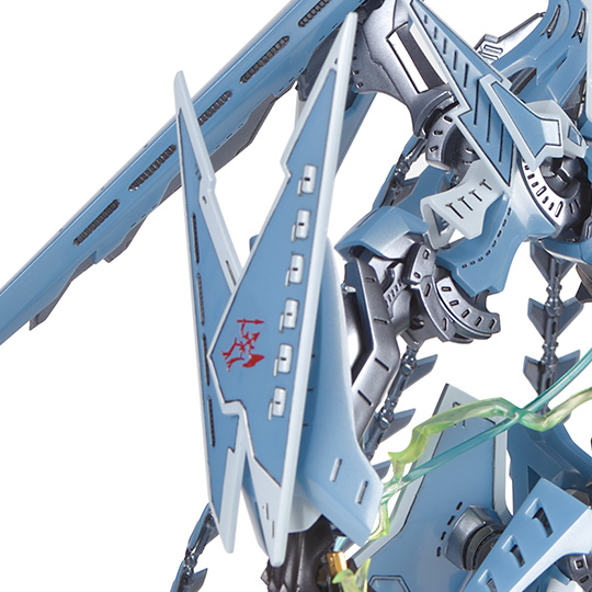 破烈の人形マークは繊細な彫刻で再現（デカール付属）