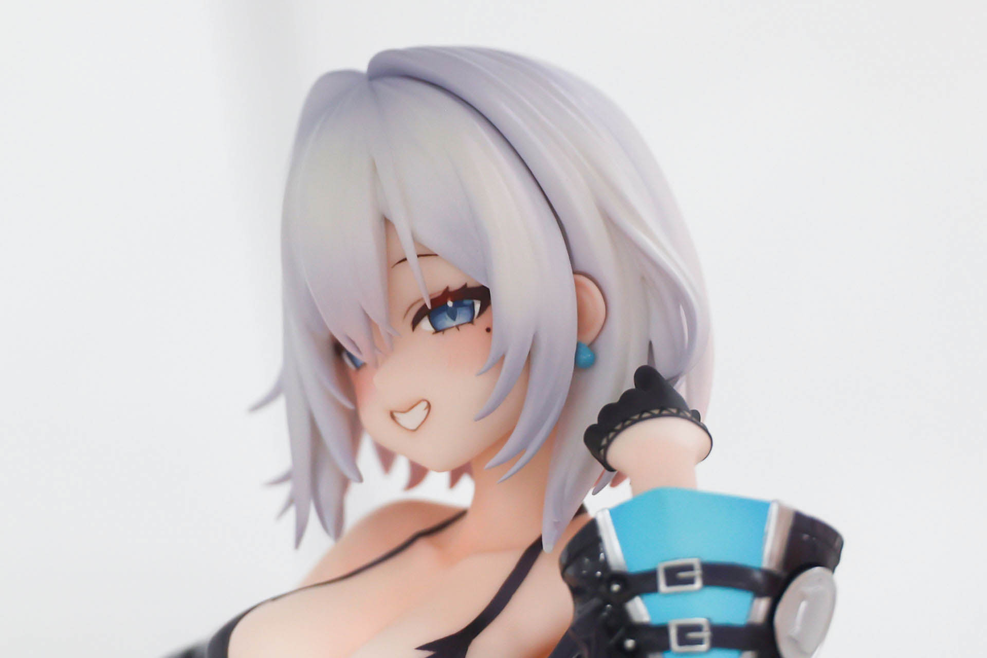 角度を変えるといろいろな表情が見えてくる