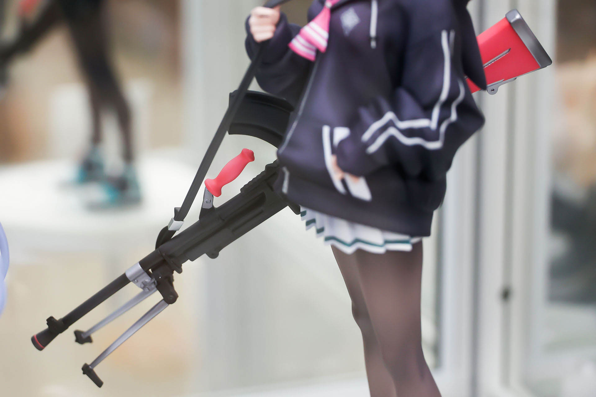 愛銃の「マビノギオン」もしっかり作り込まれている