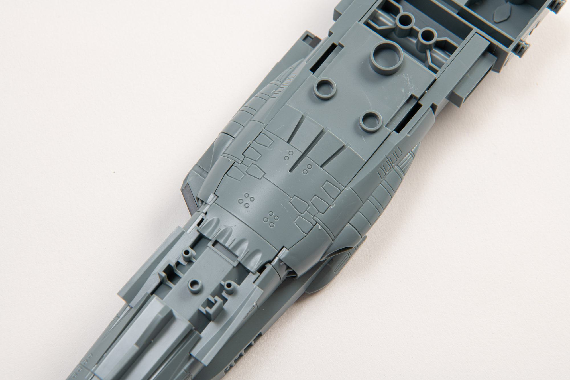 前方の底面のモールドもきっちり再現。