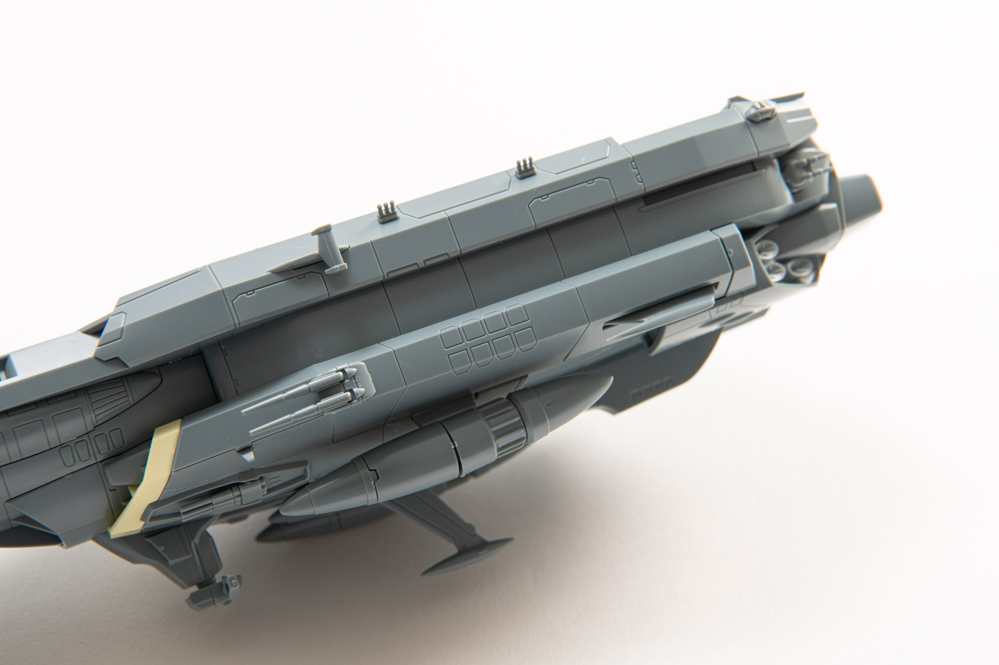 取り付けると細部に美しいディテールが浮かび上がってくる。