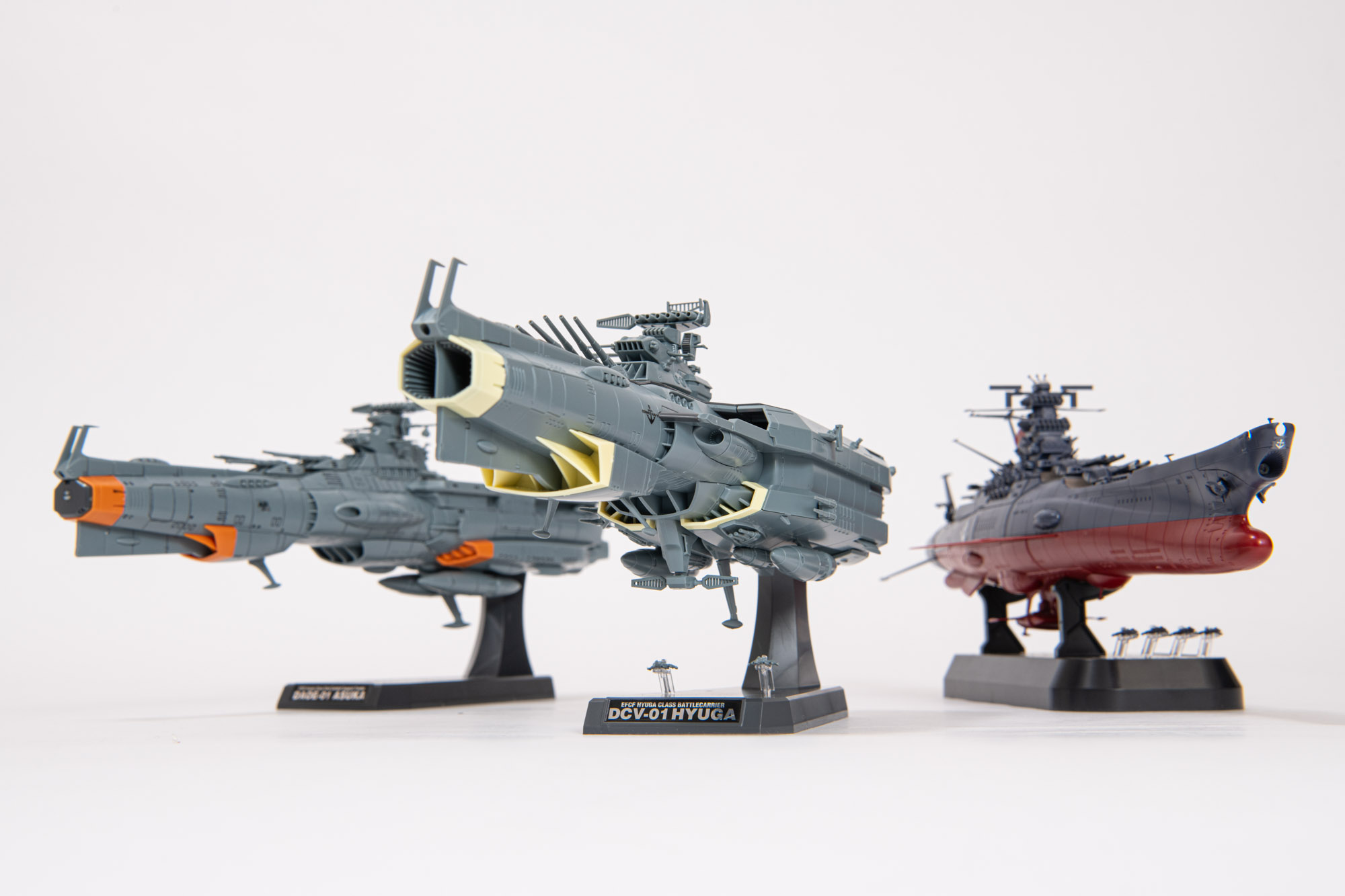 『ヤマトよ永遠に REBEL3199』からの1/1000スケールプラモデル化はヒュウガが3隻目。